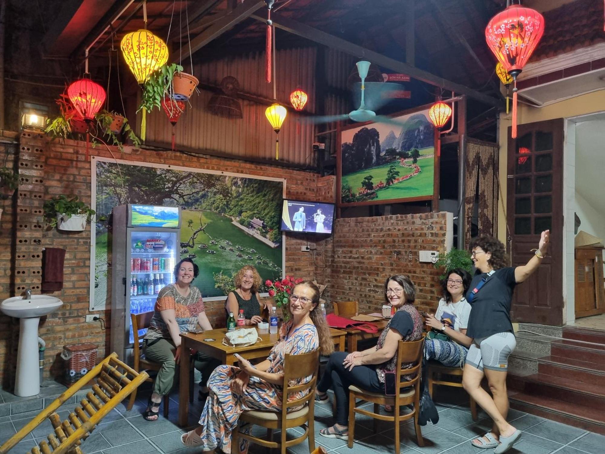 Tam Coc Family Hotel นิญบิ่ญ ภายนอก รูปภาพ