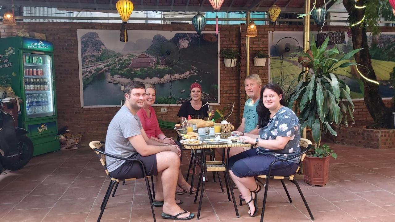 Tam Coc Family Hotel นิญบิ่ญ ภายนอก รูปภาพ
